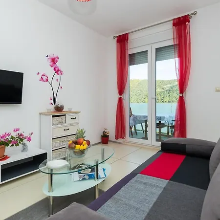 Gostinjska kuća And With Parking Space Grebastica, Sibenik - 17831