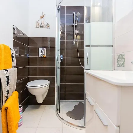 And With Parking Space Grebastica, Sibenik - 17831 Gostinjska kuća 3*