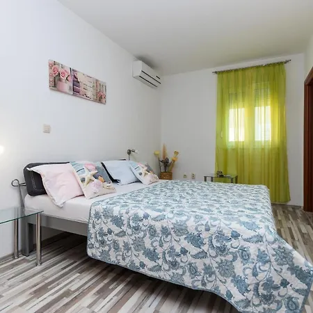 And With Parking Space Grebastica, Sibenik - 17831 3* Grebastica