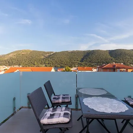 Gostinjska kuća And With Parking Space Grebastica, Sibenik - 17831