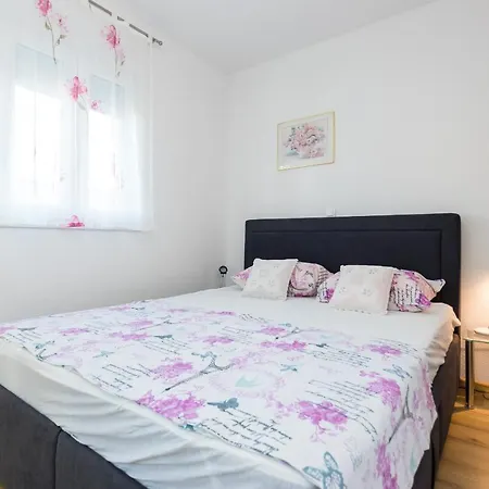 And With Parking Space Grebastica, Sibenik - 17831