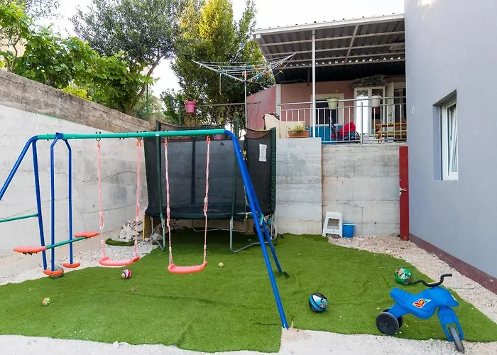 בית הארחה And With Parking Space Grebastica, Sibenik - 17831 3*