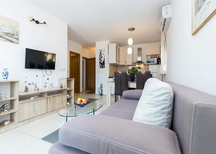 And With Parking Space Grebastica, Sibenik - 17831 Guest house 3*